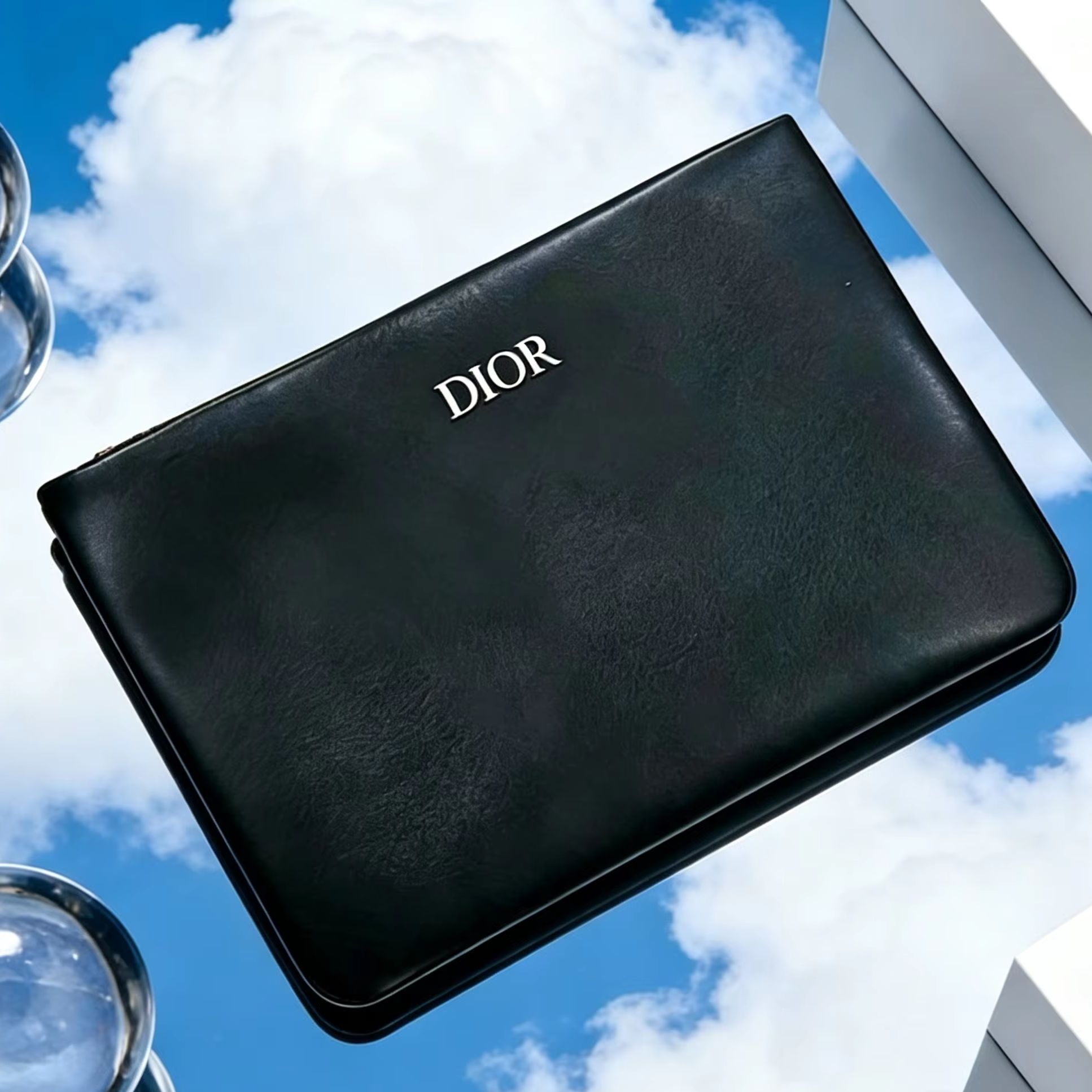 Luxury Bags Dior - กระเป๋า Dior หนังสีดำสุดพิเศษ พร้อมโลโก้แบรนด์ สไตล์หรูหรา สง่างาม