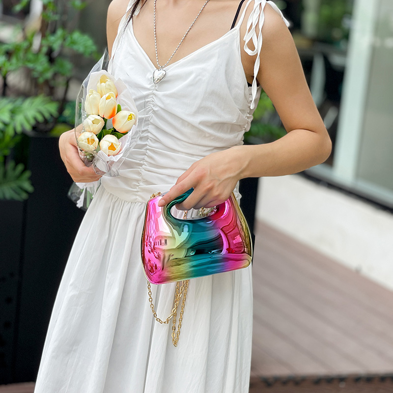 กระเป๋ากระเป๋าถืองานเลี้ยงกลาง - Luxury Bags Consignment บทวิจารณ์และราคา