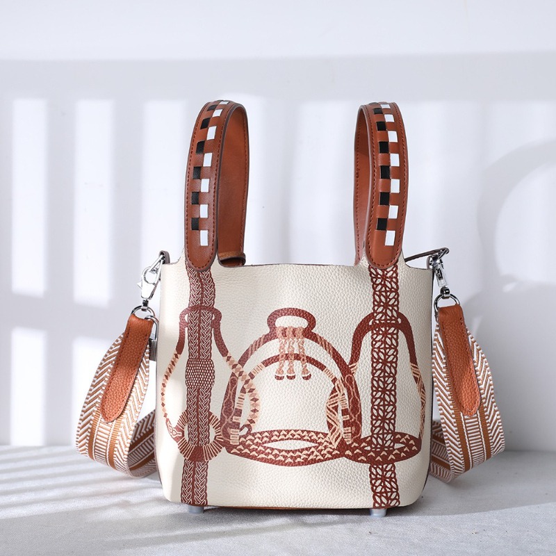 Designer Luxuryกระเป๋าผู้หญิงค - Luxury Bags Trend 2025 บทวิจารณ์และราคา