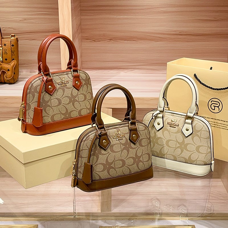 กระเป๋าถือผู้หญิงแบรนด์ดัง รุ่ - Luxury Bags Trend 2025 บทวิจารณ์และราคา